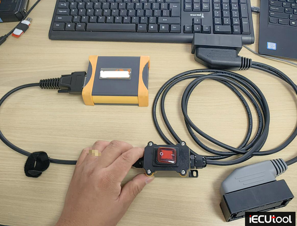 Volvo EMS Bench Cable Connect With Foxflash